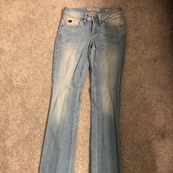 GUESS Brittney-Boot Cut Jeans NEW - Picture 2 of 7